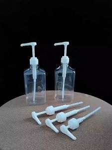 1600ml Plastic Fructose Squeeze Bottle Syrup Quantitative Pressure Bottle with 10cc Pump
