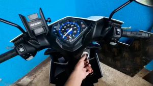 Domino Handle Switch For Yamaha AEROX / MIO I 125/MIO MXI BLACK SET with Passing Light Hazard Light made in Thailand
