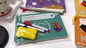 DreamBaby Magic Workbook Mainan Activity Book Anak Wipe and Clean Book Mainan Edukasi Menggambar