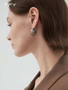 Silver Plated Metal Drop Earrings Women's New 2025 Fashion Simple Design High-End Feelings Ear Jewelry Clip On Waterdrop Earrings