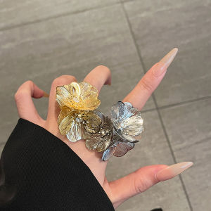 Fashionable Metal Flash Diamond Ring Small Fragrance Style Waterfall Fish Tail Pattern Flower Ring Elegant Open-Top Ring for Women