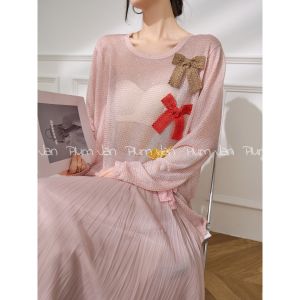 Design Pink Bow Long Sleeve Round Neck Knitted Sweater