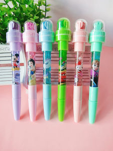 ปากกาพ่นฟองสบู่สุดน่ารัก 5 ฟังก์ชัน ปากกาหมึกประทับตรา ปากกาพ่นฟองสบู่ ของขวัญสำหรับเด็ก ปากกาประทับตรา ปากกาประดับหัวเข็มขัด