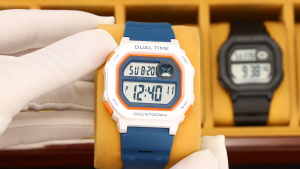 SKMEI 2543 Digital Mens Womens Waterproof Electronic Fashion PU Band Sports Watch Diameter (43mm)