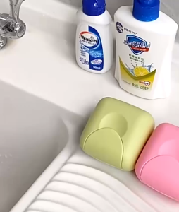 JMALL BUNDLE 2PCS Kotak Sabun Soap Box Travel use Plastic Box box