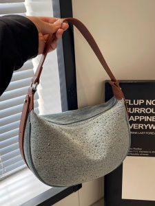 Casual Dumpling Shaped Womens Crossbody Bag Fashionable Trendy French Style Leisure New Moon Bag Personalized Slant Bag