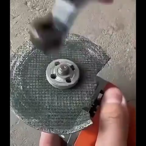 Cờ lê bốn móng vuốt máy mài góc Cờ lê bốn móng vuốt 3 trong 1 đa năng Phụ kiện máy tháo lắp dày điều chỉnh