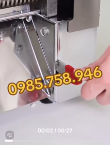 Máy cán bột bánh bao bánh mì lô cán 30cm tặng khuôn cắt mì công suất 1000w