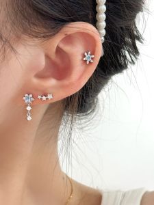 Beating Snowflakes. Sunset Party Ear Bone Stud Medical Titanium Steel Ear-Caring Niche Design Flashing Earrings for Women