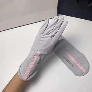 WildPioneer Summer Sun Protection Gloves UV Protection Breathable Sunscreen Gloves Non Slip for Outdoor 防晒手套