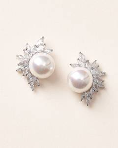 Neriza Jewelry/ ต่างหูระย้า เพชรสังเคราะห์เกรดพรีเมี่ยมประกายเทียบเท่าเพชรแท้ NE006