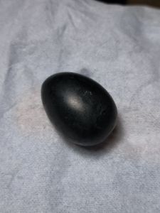 Batu telur koclak warna hitam