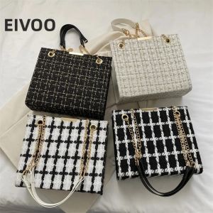 New Stripe Small Fragrant Tote Bags With Chains Shoulder Bag Vintage Handbag Women Large Capacity Crossbody Bags Luxury Designs