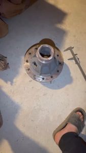 Vỏ vi sai 1060 lắp cho xe ô tô sau 35 tấn lắp cả cầu trước 35 tấn đến 6 tấn 2 cầu loại láp 16 then EQ1060 xe ben xe thùng