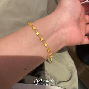 Retro Gold Star Spliced Womens Bracelet Versatile Cool Sensation Luxury Feel New 2025 Fashion Jewelry Hand Accessory