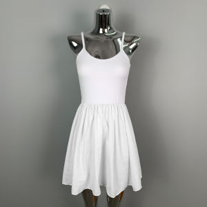 ชุดเดรสสายเดี่ยวผ้ายืดทิ้งตัวได้ดีใส่แล้วดูผอมเพรียวเรียบง่ายมีความเป็นผู้หญิงเซ็กซี่แบบใหม่ฤดูร้อนจากทงแดมุนเกาหลีใต้