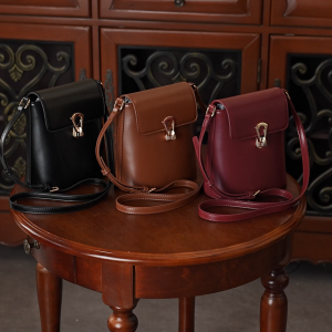 LUNERA - Tas Wanita Selempang Mini Vintage Kulit PU - Auburn Luxe