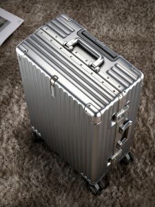 MANLVSHI | Large Capacity Quality Luggage with Combination Lock