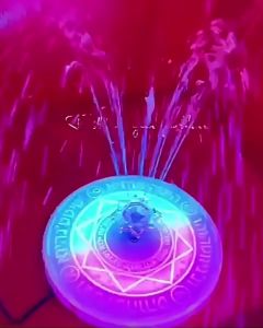 น้ำพุพลังงานแสงอาทิตย์ มีไฟเปลี่ยนสีได้ น้ำพุอักษรรูน น้ำพุขนาดเล็ก น้ำพุตกแต่งสวน ตกแต่งบ้าน รูน สีสดใส