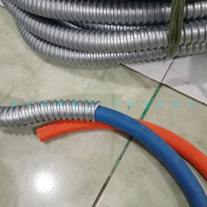 Pelindung Selang Gas 1 Meter ANTI TIKUS Selang Spiral Selongsong gas