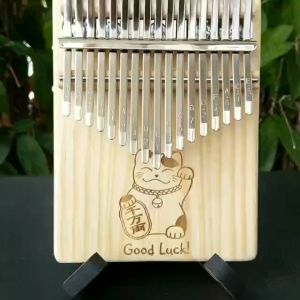 Đàn kalimba 17 phím nguyên khối khắc hình mèo GOOD LUCK QUYNHLEMO Kalimba chữ nhật tặng búa túi rút giấy dán khăn lau tài liệu hướng dẫn chơi.