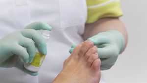 FunghiClear Foot Spray | Non-Medicated | Natural Essential Oil | No Alcohol Anti Fugus Toenail Treatment