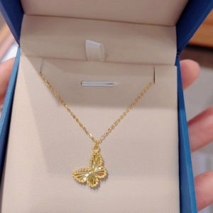 New Chinese Style 18K Gold One Butterfly Necklace Womens Exquisite Accessible Luxury Fancy Special-Interest Design Easiest for Match Clavicle Chain