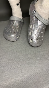 รองเท้าแตะ Cro*s Ba.ya กลิตเตอร์ ลายใหม่ สวยๆ เบาใส่สบาย [พร้อมส่ง]