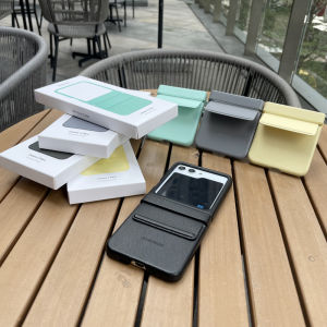 Eco-Friendly Leather Phone Case for Z Flip6 Full Cover Protective Shell Womens Style Business Simple Design Anti-Fall Samsung