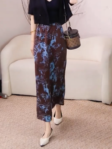 MANMI | Graceful Floral Print A-line Skirt