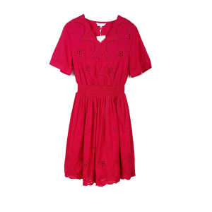 ชุดเดรสคอวีแขนสั้นผ้าฝ้ายแท้ปักลายรูปดอกไม้สีแดงสำหรับฤดูร้อน เอวยางยืด กระโปรงทรงเอ ความยาวปานกลาง สไตล์หวาน