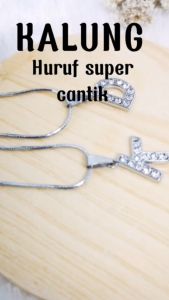 Viral Kalung Huruf Abjad A-Z Inisial Nama Wanita Warna Silver Perak