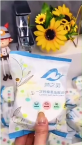 changtingผ้าขนหนูอัดเม็ด ขนาดพกพาผ้าขนหนูอัดเม็ด ผ้าเช็ดตัว ผ้าขนหนู ผ้าอเนกประสงค์ แบบใช้แล้วทิ้ง(พร้อมส่งจากไทย)