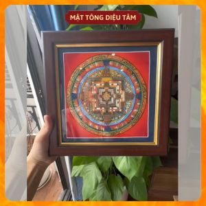 Tranh Kalachakra Mandala Kim Cang Thời Luân (Kim Cương Thời Luân) chú OM treo tường tặng khung bền đẹp Mật tông Diệu Tâm