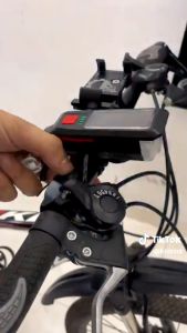 Đèn xe đạp năng lượng mặt trời  SHIMANO có còi chống nước 3 chế độ sáng - Có ánh sáng là đèn tự động sạc