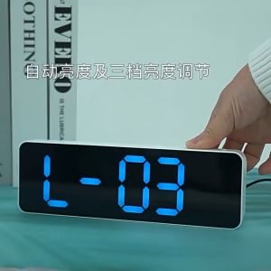 นาฬิกาแขวนผนัง นาฬิกาดิจิตอลติดผนัง นาฬิกาดิจิตอล LED DIGITAL CLOCK แสดงวันที่ อุณหภูมิ เขียว E72