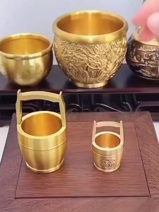 Bisa COD Ornamen kuningan ember sungai emas Feng shui ember air gunung tangki tembaga tangki tembaga retro kabinet anggur kantor kreatif dekorasi penyimpanan kunci rumah