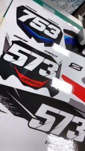 Honda Crf 150 L decal stiker glossy mengkilap warna putih variasi list