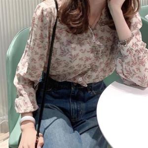 2024 New Womens Long Sleeve Floral Print Chiffon Base Shirt Bubble Sleeve Gentle Wind Korean Style Fashionable Straight Cut