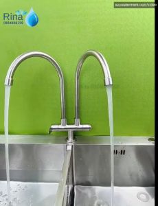 Vòi Rửa Chén Lạnh Inox304 Rina RN6007 Dành Cho 2 Hộc Chậu Inox304