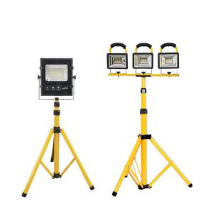 Camping Expandable Lighting Stand