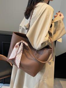 Fashionable Silk Scarf Tote Bag Womens 2025 New Lightweight Simple Large Capacity Single Shoulder Casual Commuting Class Bag