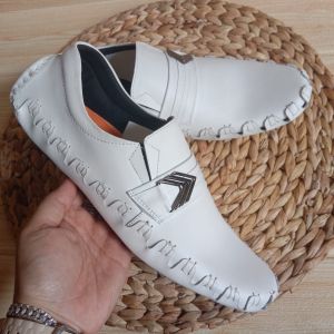 Sepatu Pria Terbaru Kulit Sapi Sepatu Kasual  Sepatu Formal  Sepatu Kerja Sepatu Santai Kerja Sepatu Santai