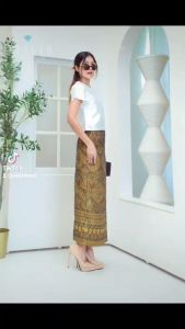 ผ้าถุงสำเร็จรูป ผ้าไหมเเพรวา ตีนจก ***ผ้าทอลายพรีเมี่ยม งานอัดกาวซับในอย่างดี งานตัดเย็บละเอียดปราณีต ทรงสวย