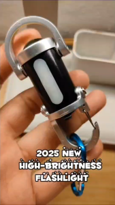 2025 New Outdoor Portable Mini Emergency Flashlight Waterproof 8-Hour Battery Life Keychain Light Holiday Gift Keychain