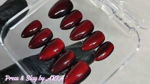 Arias Handmade Press-on Nails | * BLOOD MOON RED CAT EYE *