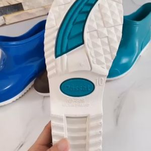 Ủng đi mưa làm vườn thái lan Passat No - 808 bốt bảo hộ cổ thấp nhựa mềm