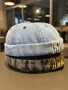 หมวกผ้าขนสัตว์สไตล์ย้อนยุคสำหรับทุกเพศ ทรงสี่เหลี่ยมจัตุรัส เอวยางยืด หมวกฤดูใบไม้ร่วงแบบสวมหัว หมวกเด็กชาย หมวกเด็กหญิง