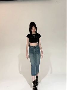 GHAOHES กระโปรงยีนส์ผ่าหน้ายาวมีกระเป๋าเอวสูง กระโปรง ย้อน ยุค ผ้าไม่มีความยืดหยุ่น