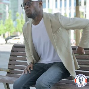 Dầu xoa bóp RINGMASTER RUBBING OIL THE ORIGINAL MISERY MASTER giảm đau viêm khớp thấp khớp gút bong gân 118ml của Mỹ